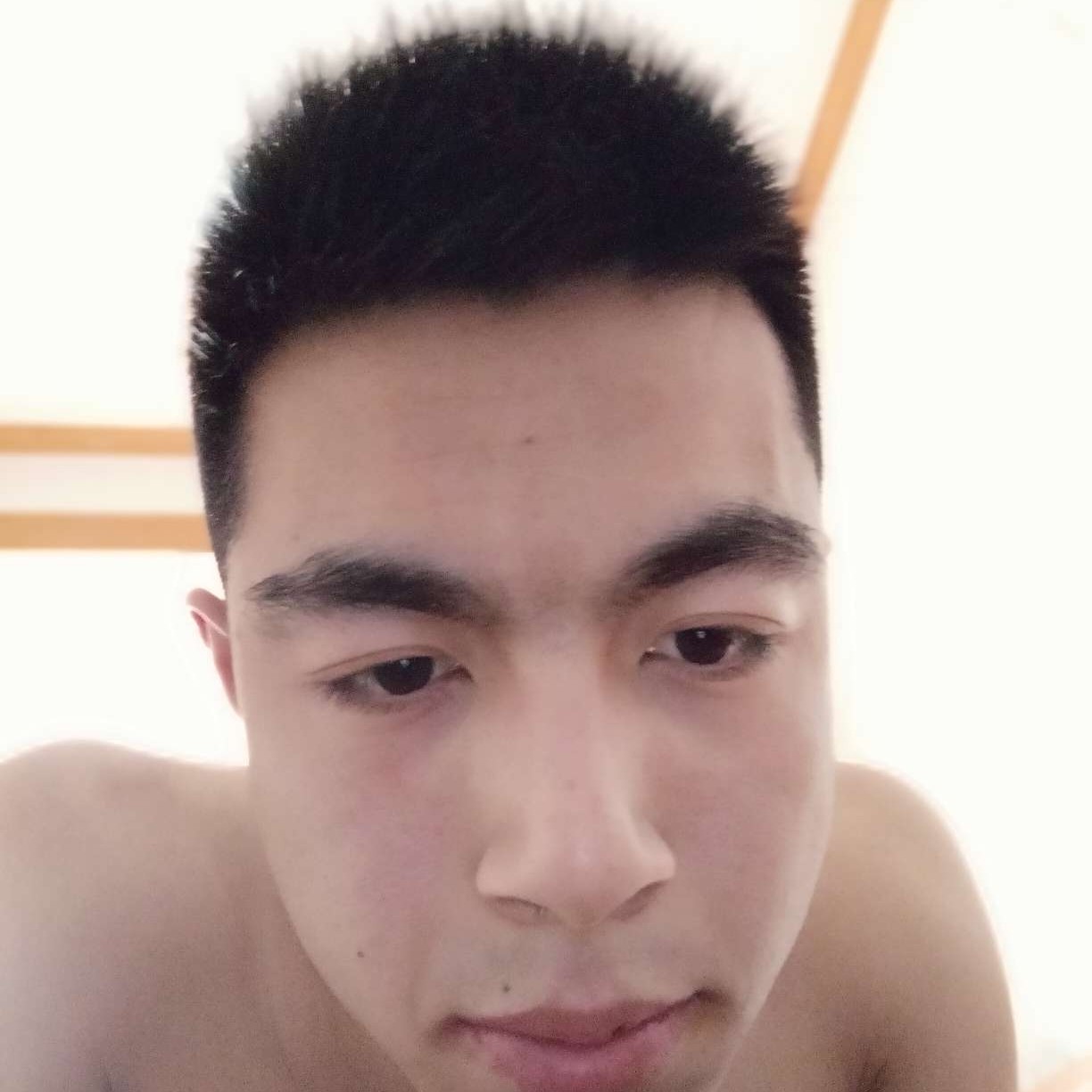 电灯胆拿心灵美的照片