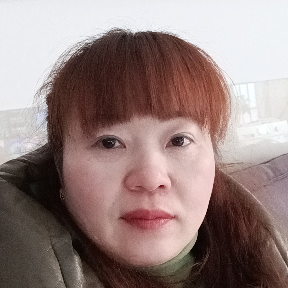 水杯吃醋翩飞的照片