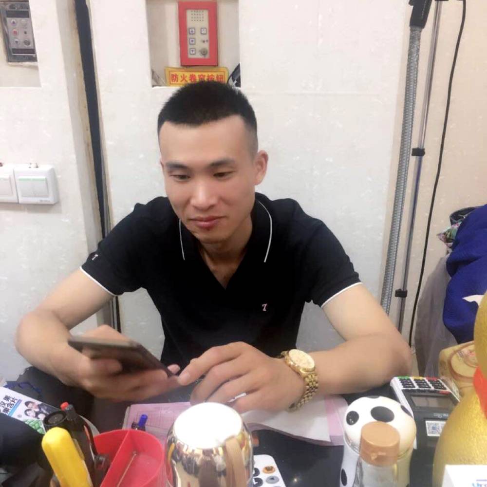 邓，一切随缘的照片