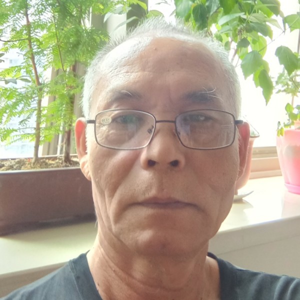 青衫孝顺的照片