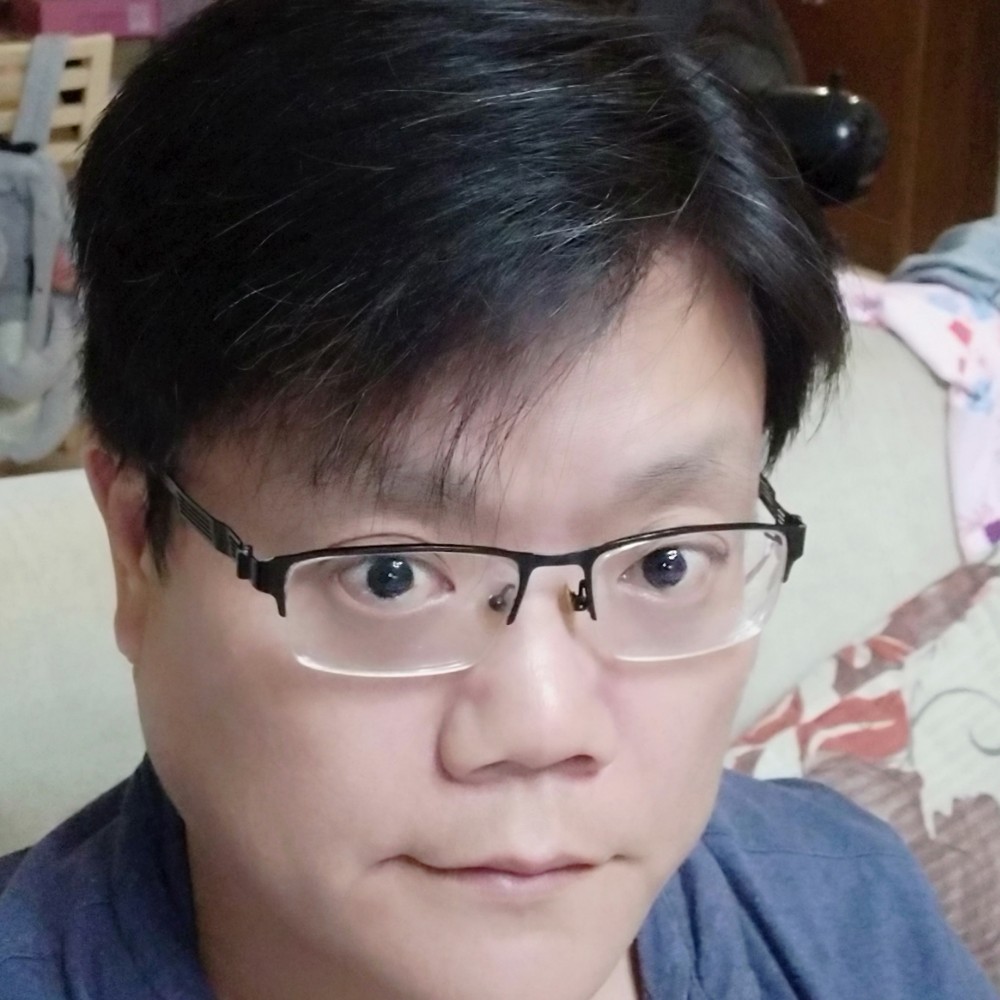 微笑靓丽的照片