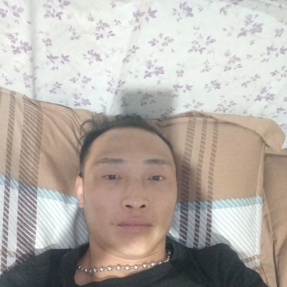 姚友的照片