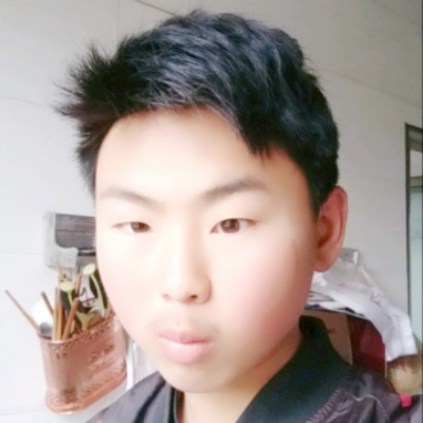 尘宵闻灵巧的照片