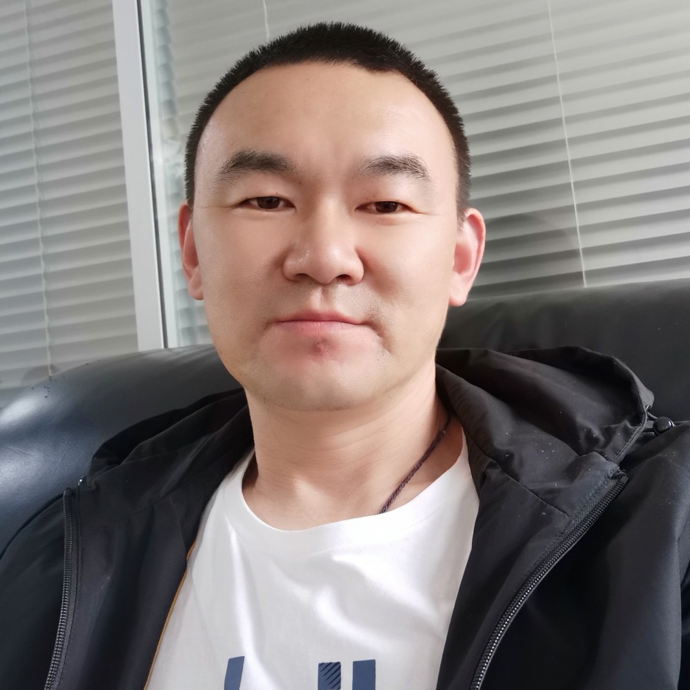 一盏烛光的照片