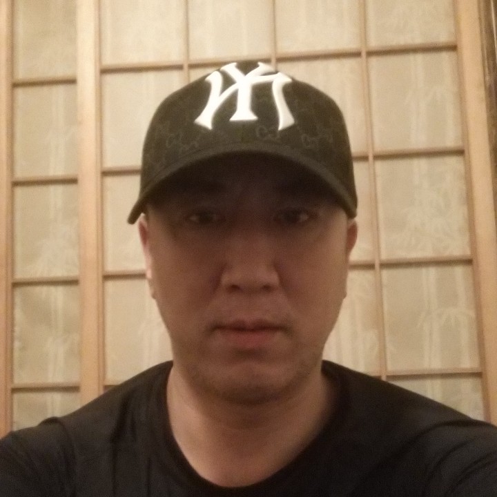乔山的照片