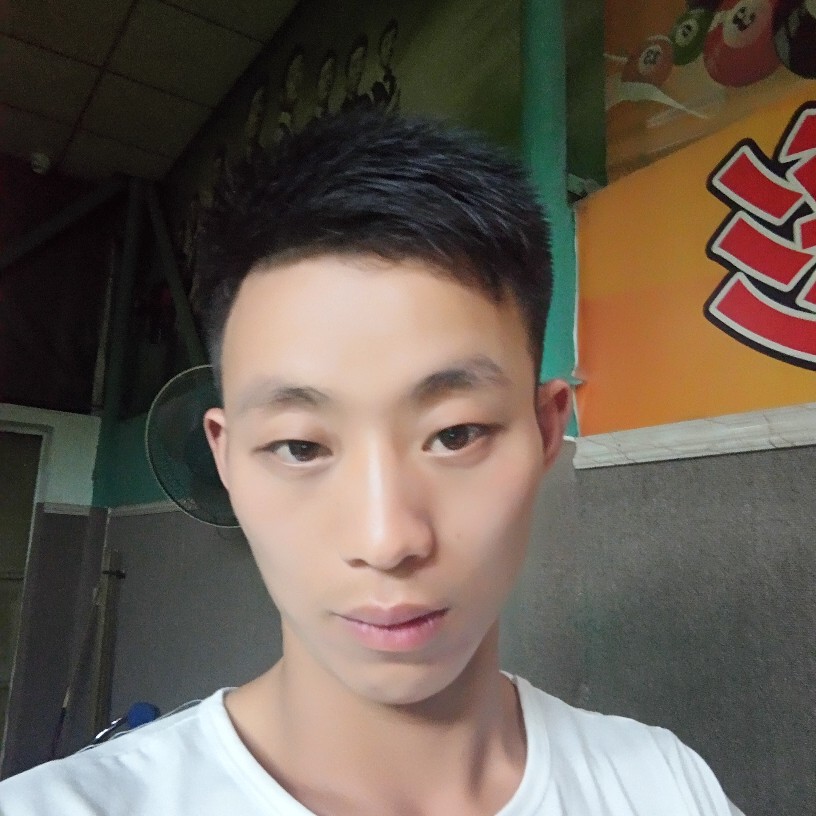 眯眯眼打冷眸的照片