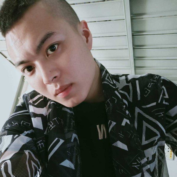 一号男嘉宾～的照片