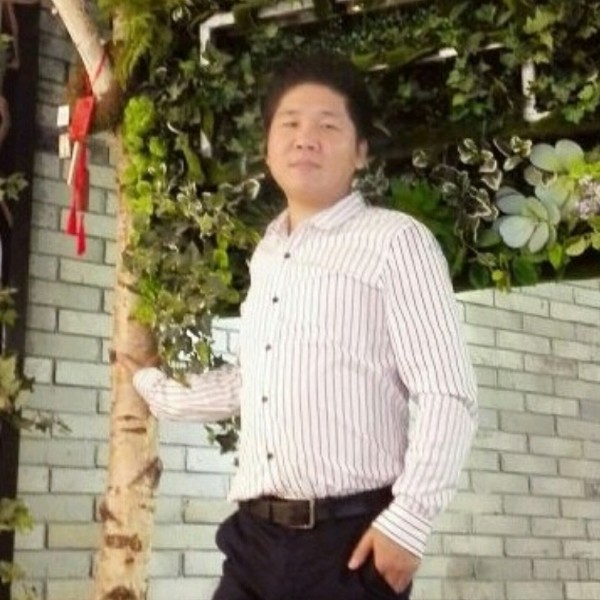 单身玫瑰V的照片
