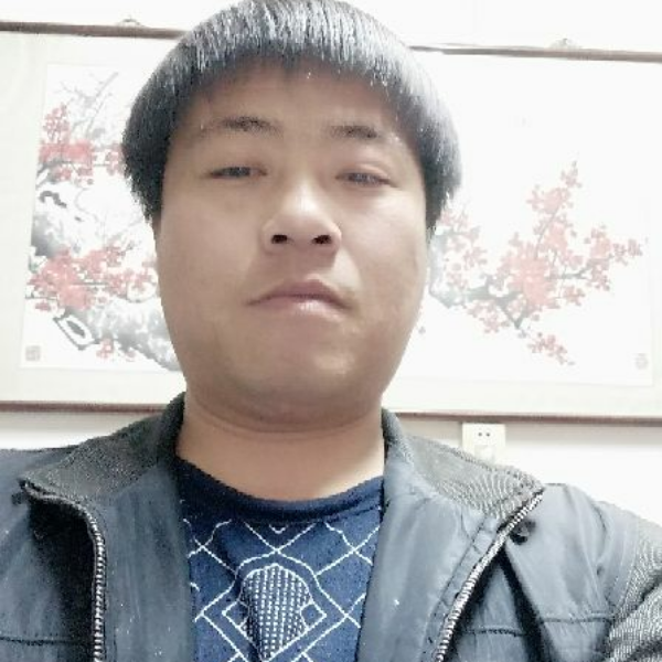 快乐的春天的照片