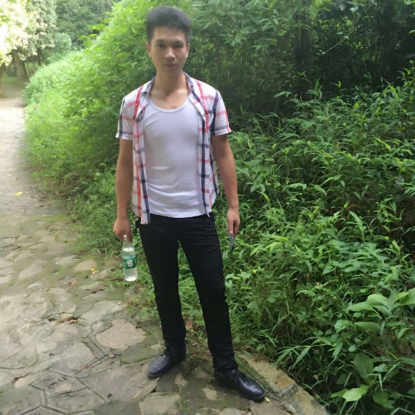 寂冷镜子的照片