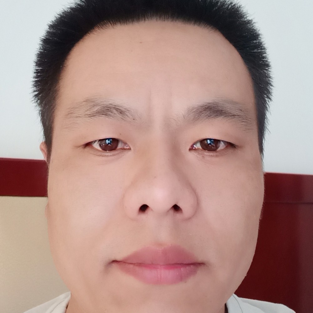 清曲奋斗的照片