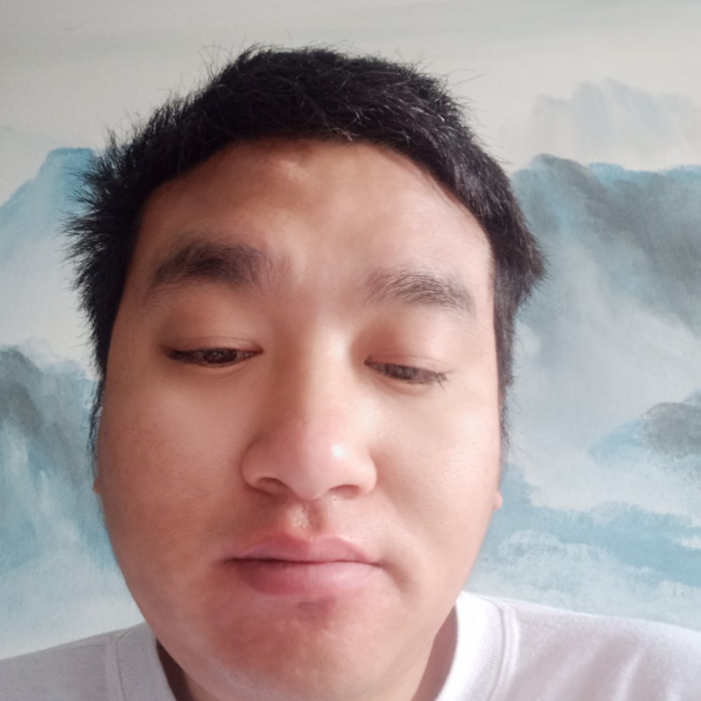 真淳浅吻皮带的照片