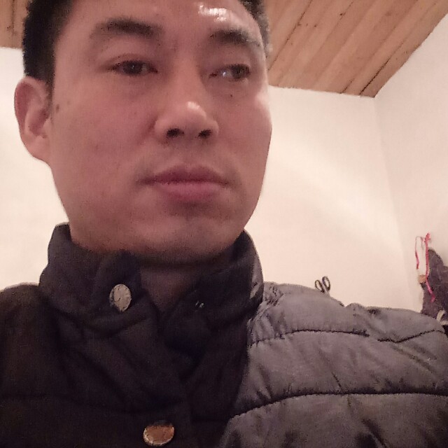 哩哩啰啰的照片