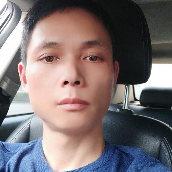 缠绵方枕头的照片