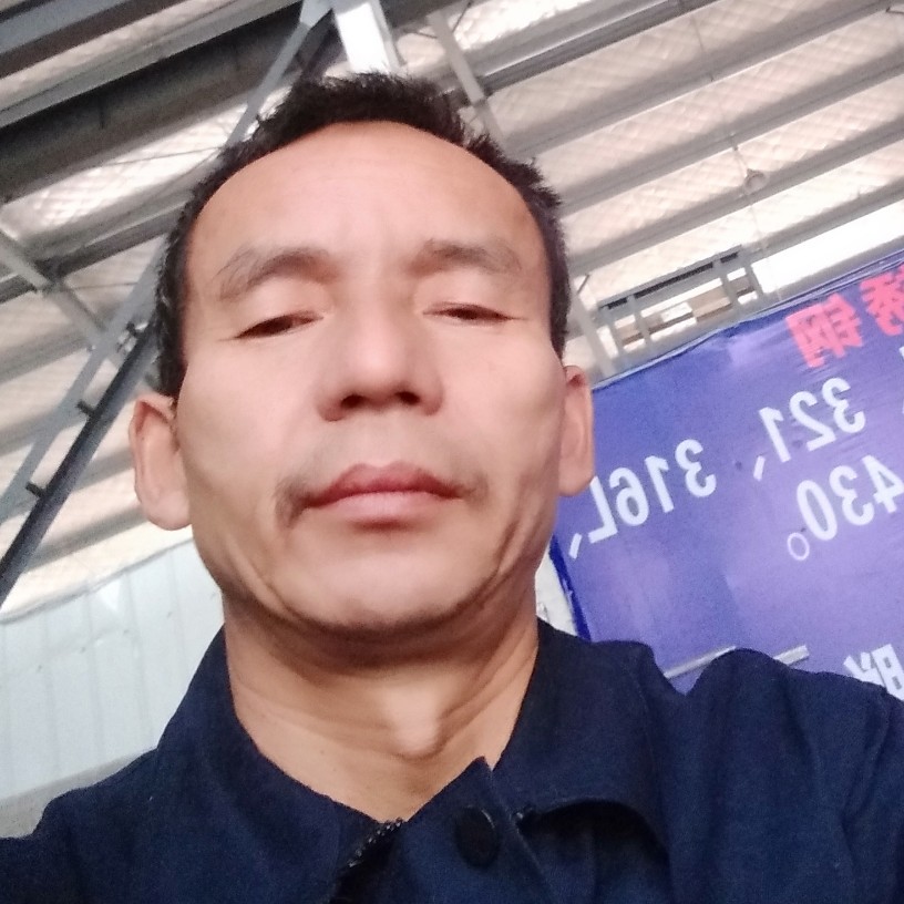 自由自在勇往向前的照片