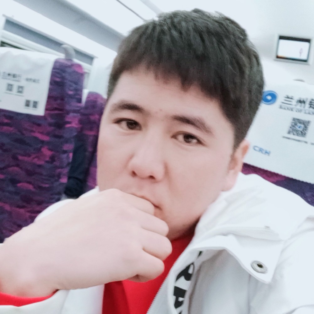 微笑着面对未来的照片