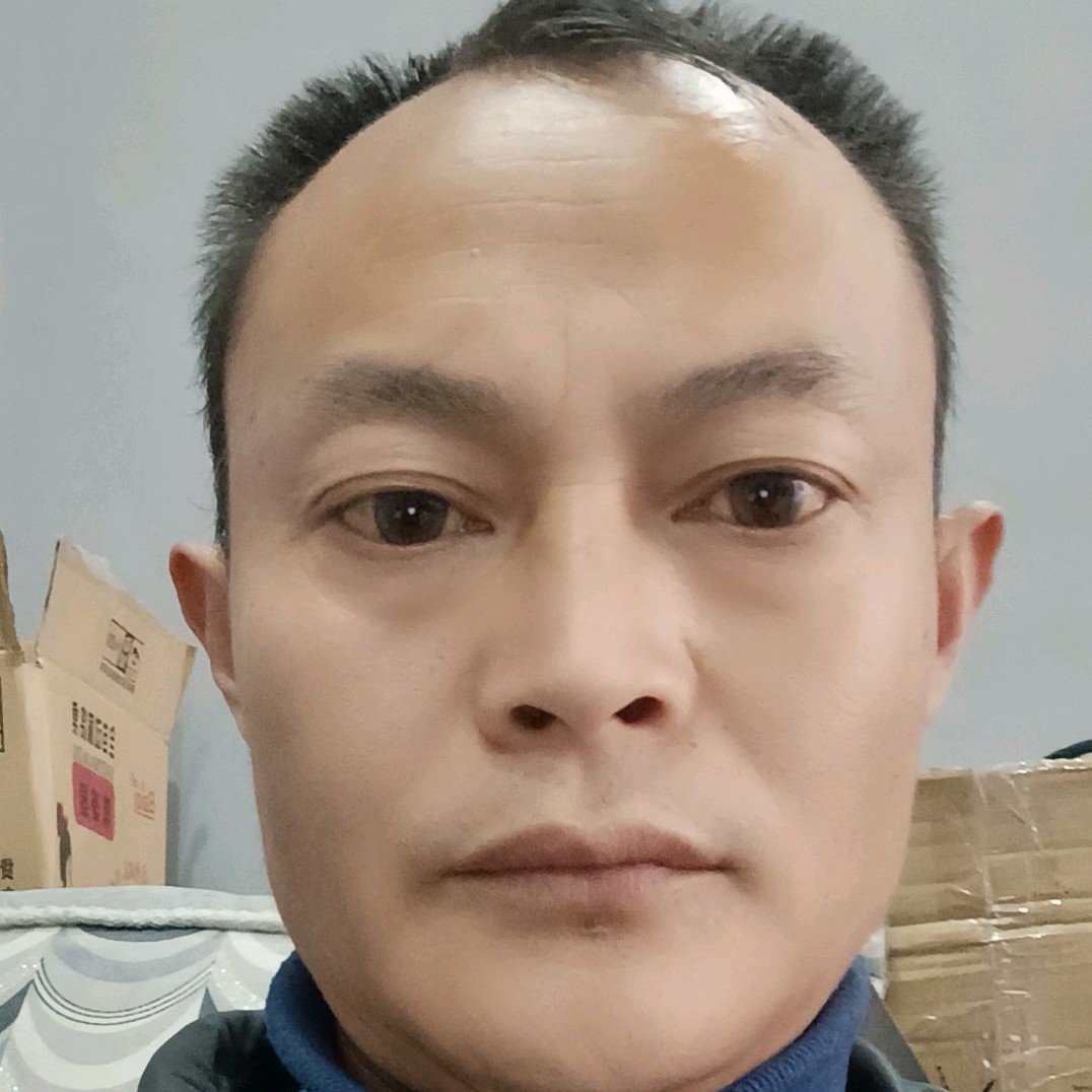 口红回首斯文的照片