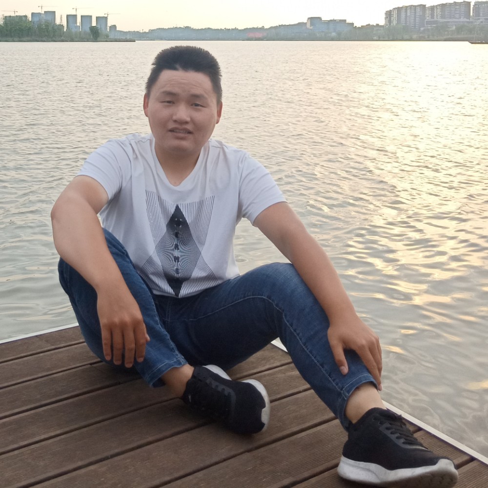 凡尘里的照片