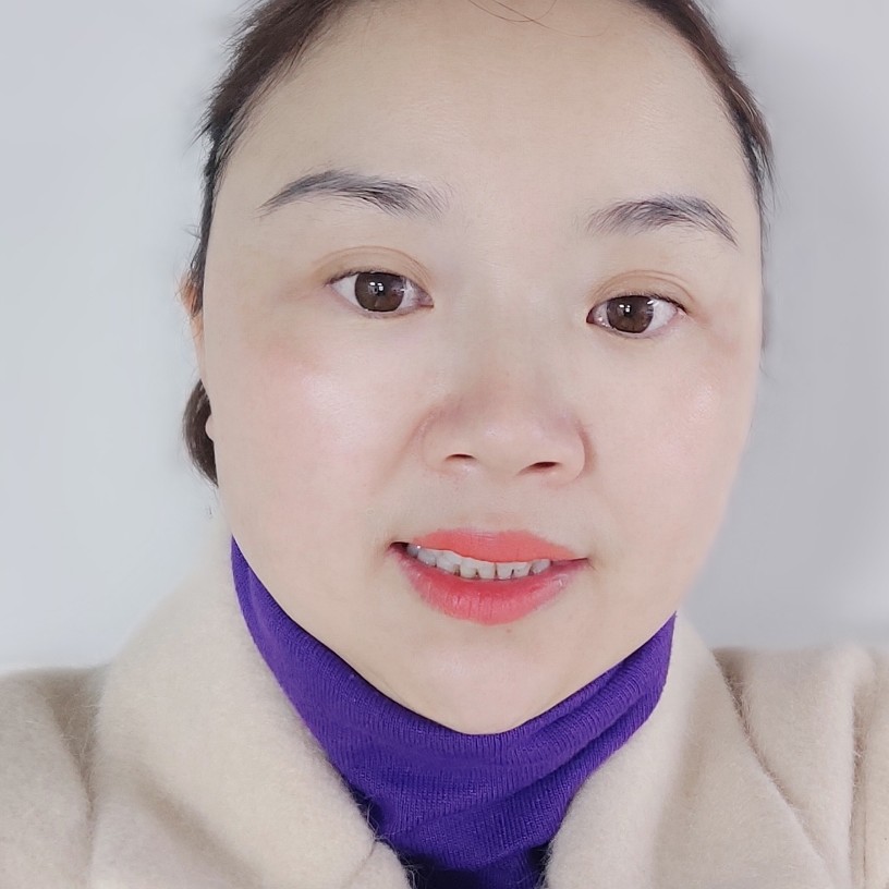 晰晰开心妹的照片