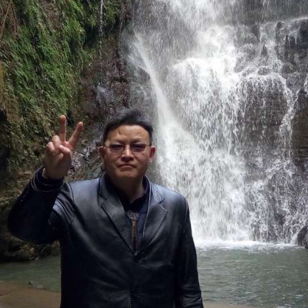 独孤的觉的照片