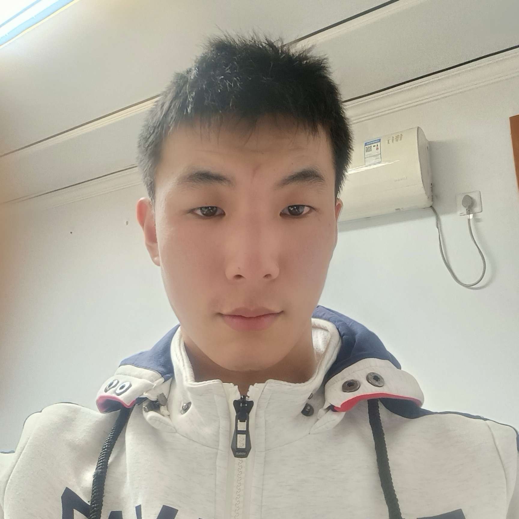 怡然多么剪影的照片