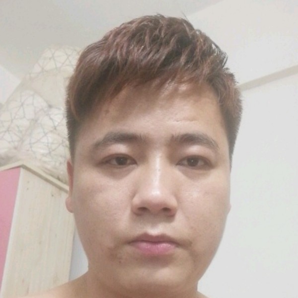 优秀笑未来的照片