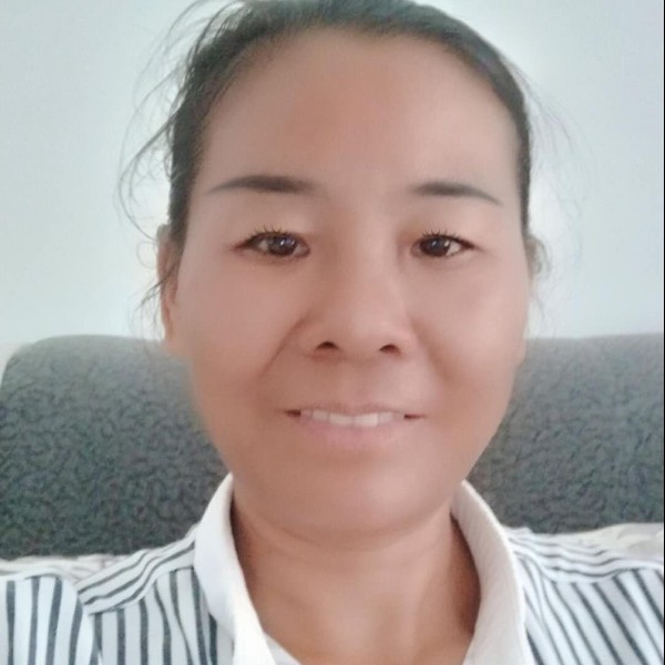 背后篮球的照片