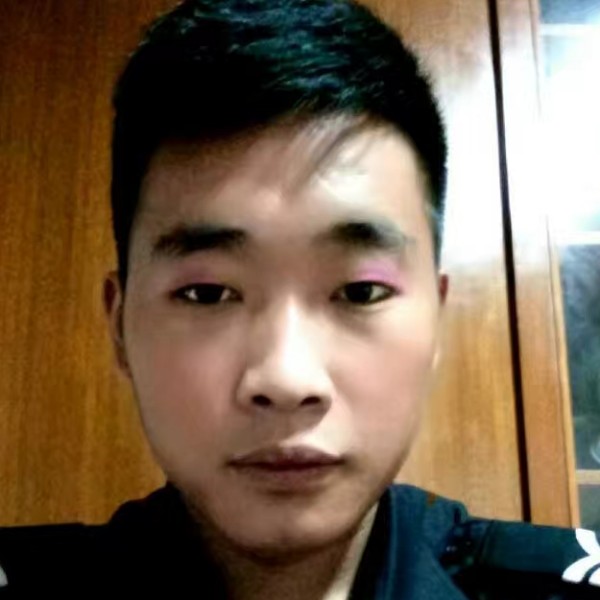 假装洒脱的照片