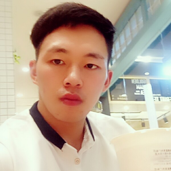 深海星宇的照片
