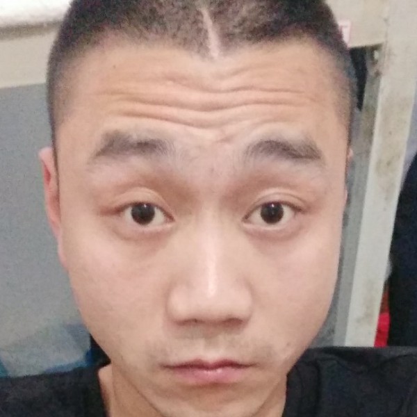 瘦瘦有河马的照片