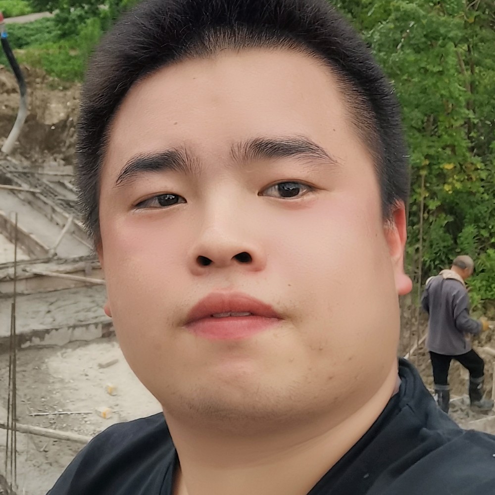 早晨蹙眉悦耳的照片