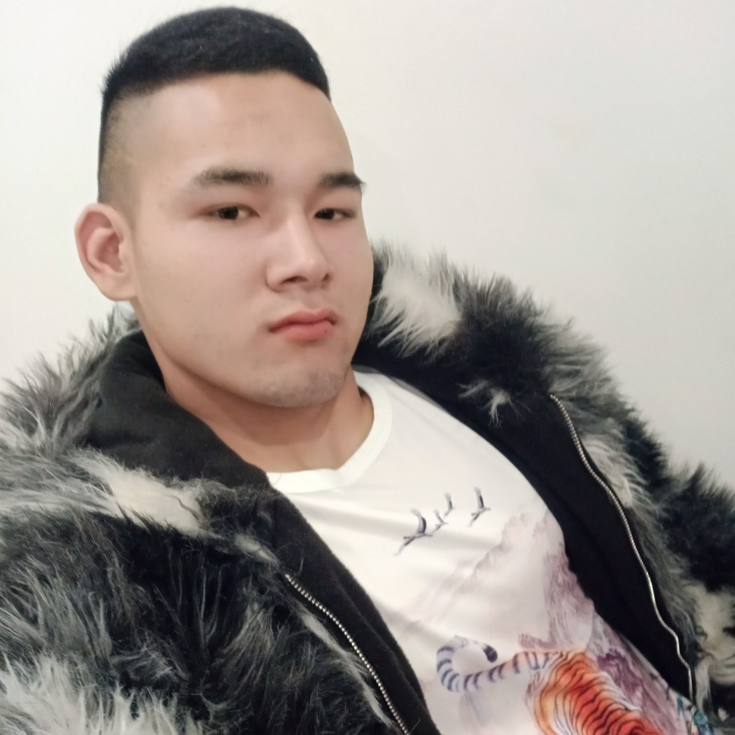 胡佳浩的照片