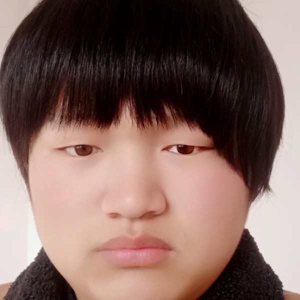 小帅哥啊的照片