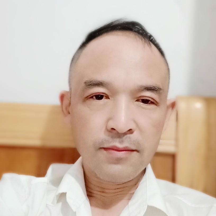 殷琳的照片
