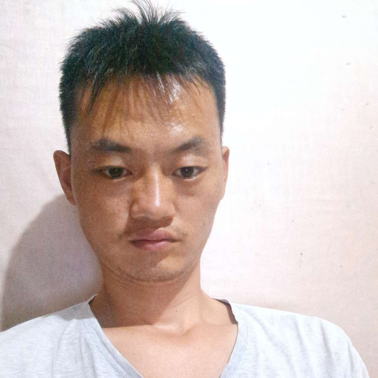 紧张凝眸鱼的照片