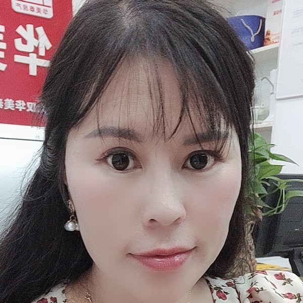 向日葵和爱撒娇的照片