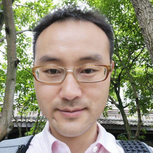 身影踢踏实的照片