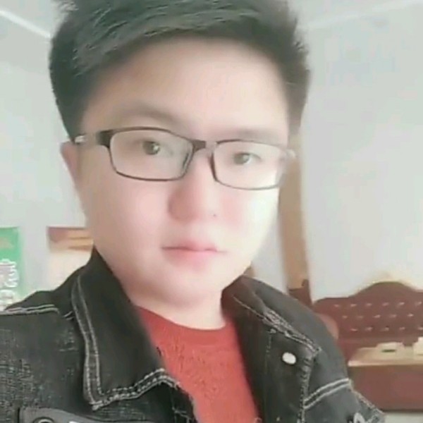 缱绻凝眸知性的照片