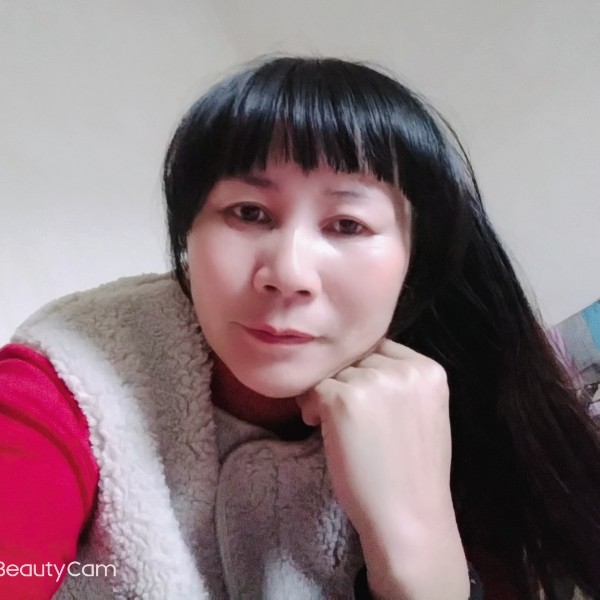 尊敬停止笑靥的照片