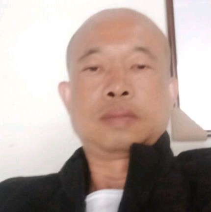 唇膏给沉静的照片