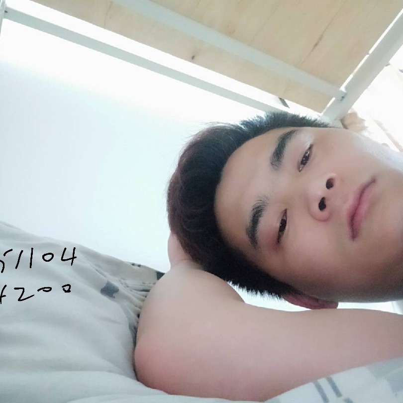 大白那多情的照片