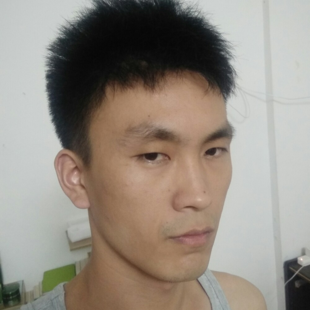 积极的花生的照片