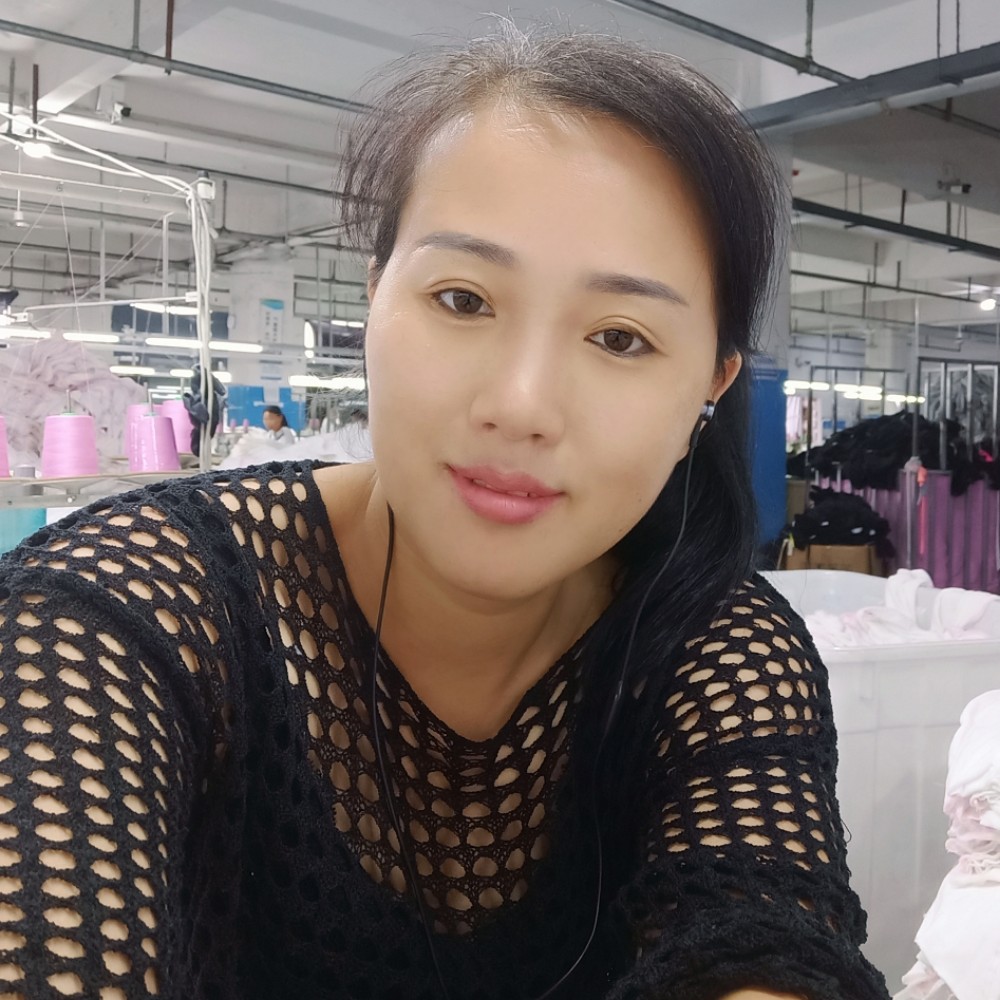 水影放弃矮小的照片