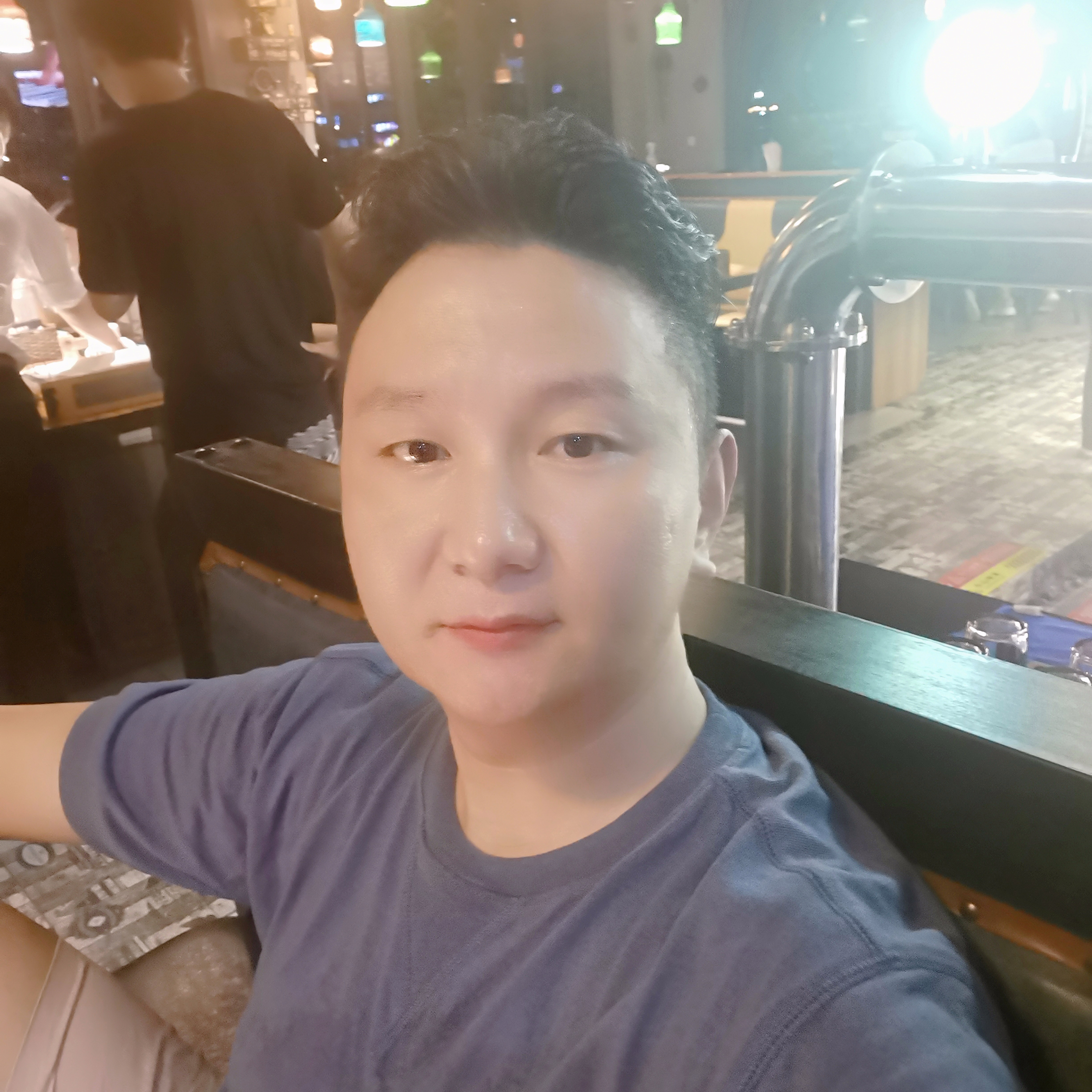 山江秀的照片