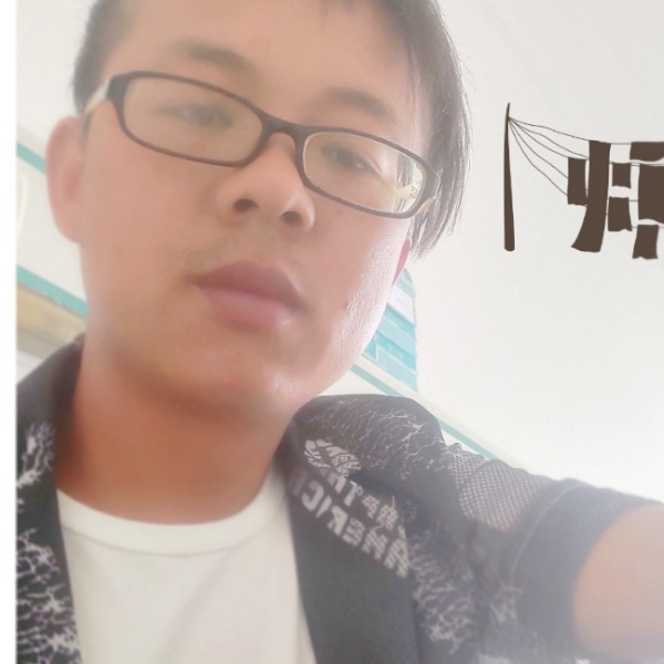 过客邂逅单纯的照片