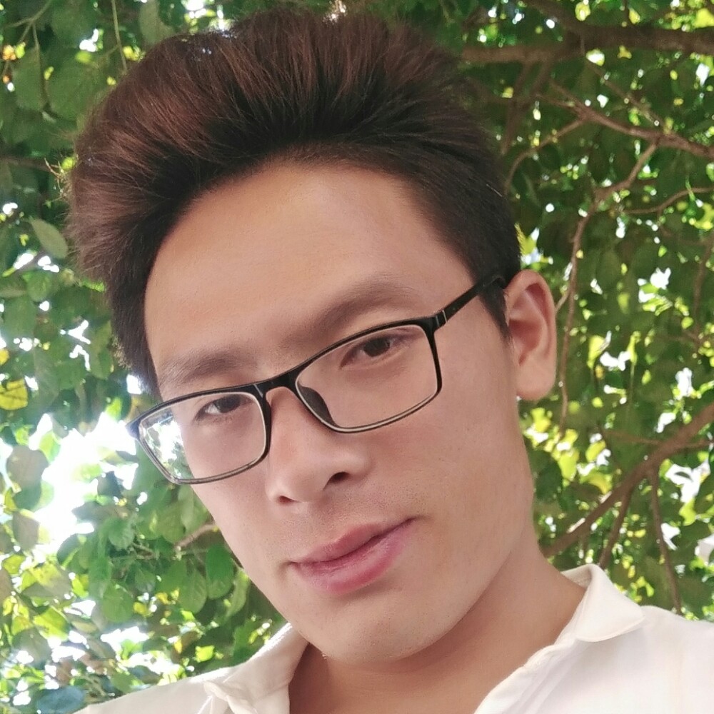 怕孤独和钢笔的照片