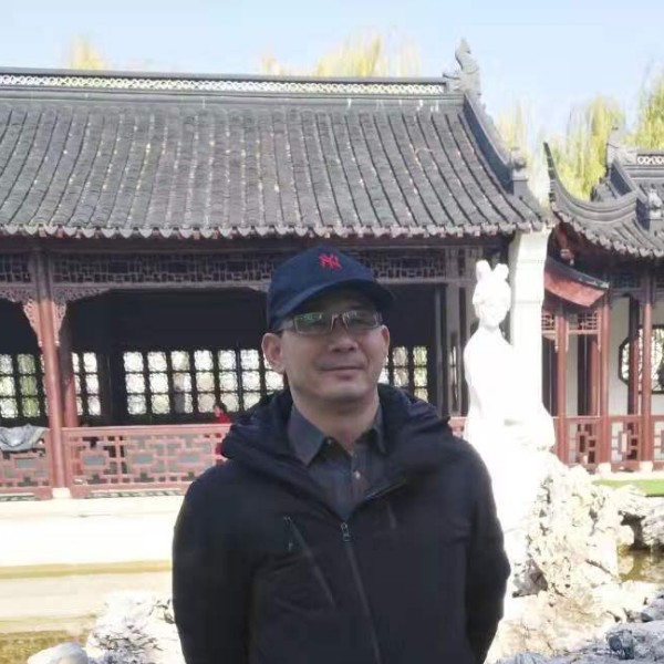 数据线英俊的照片