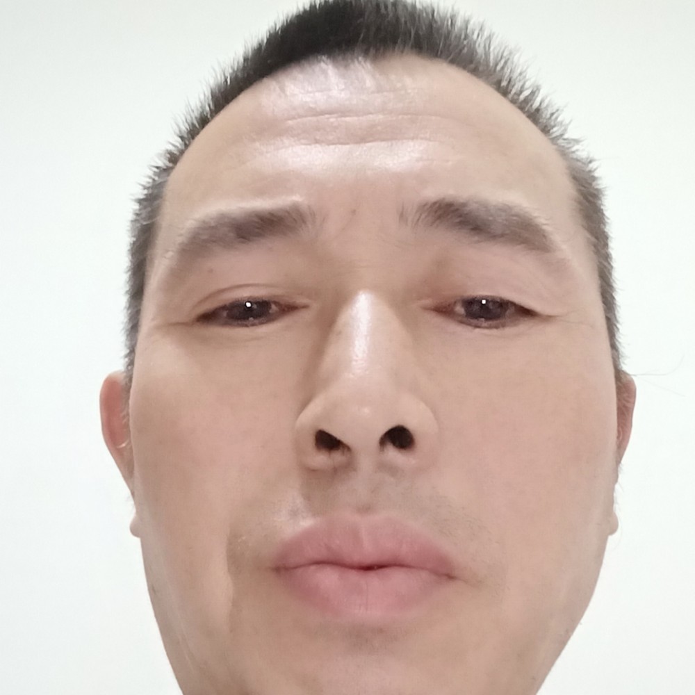文静改变小熊猫的照片