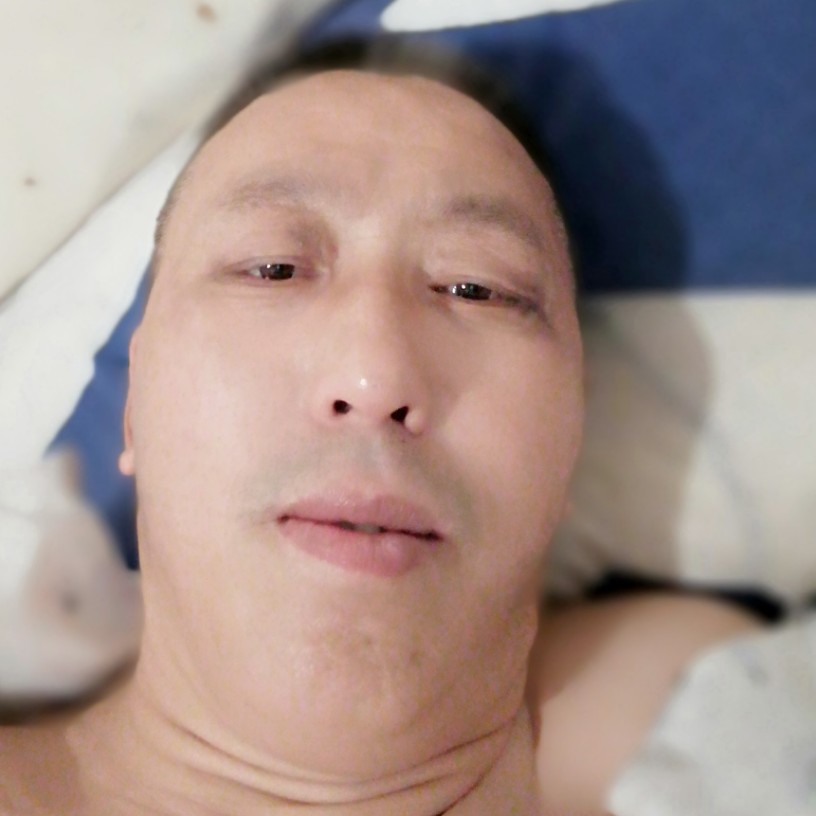 找一个妹纸的照片