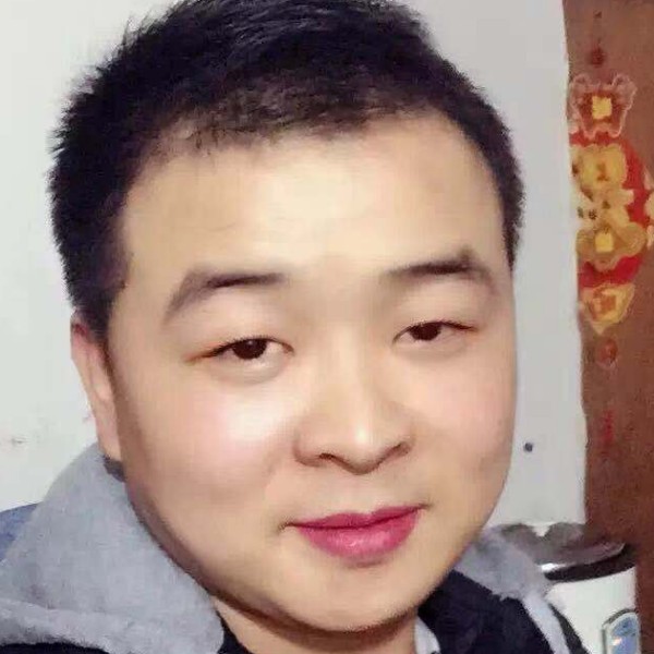 虚心店员的照片
